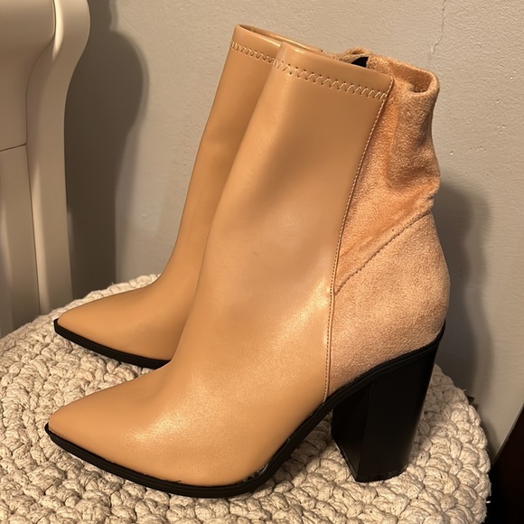 NWOT Tan block heel boots - Picture 4 of 5